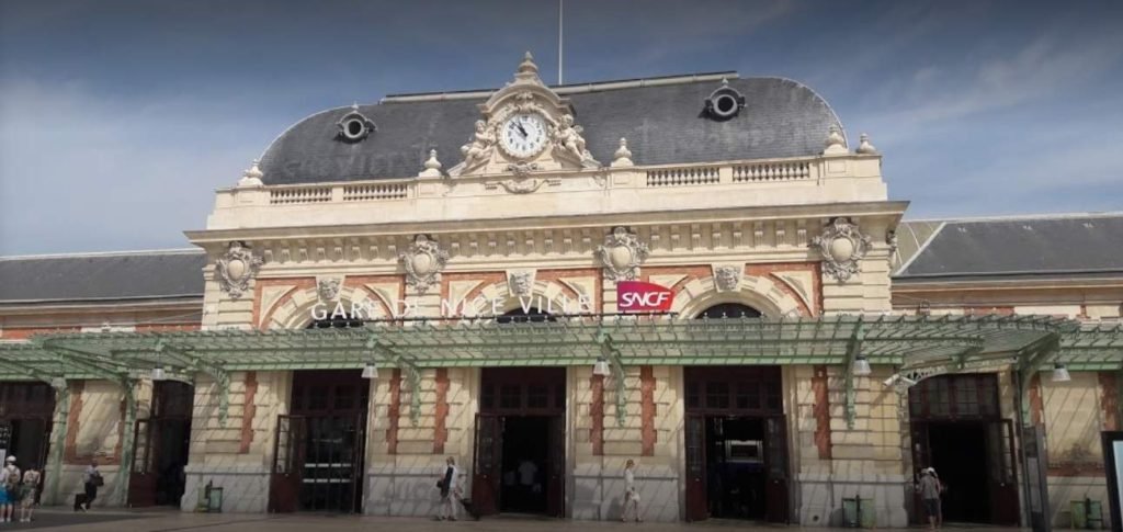 Touring Europe - Gare De Nice Ville SNCF train station